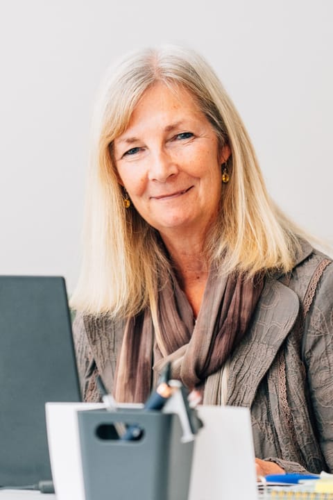 Sue Scott