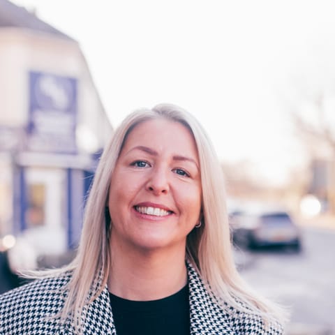 Olivia Melville-Brown